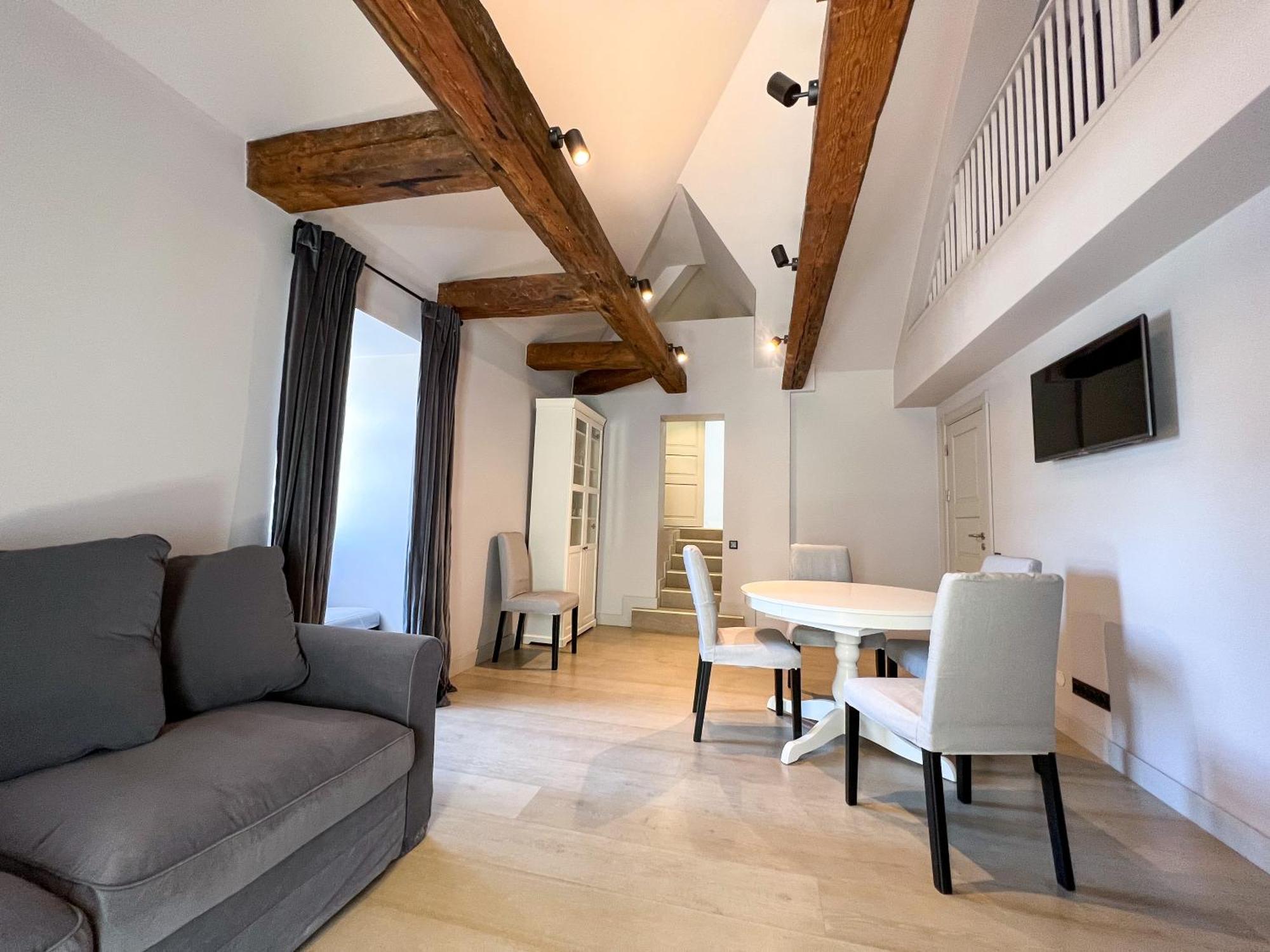 Old Attic Апартаменты